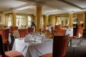L’Escale Restaurant @ Hodson Bay Hotel